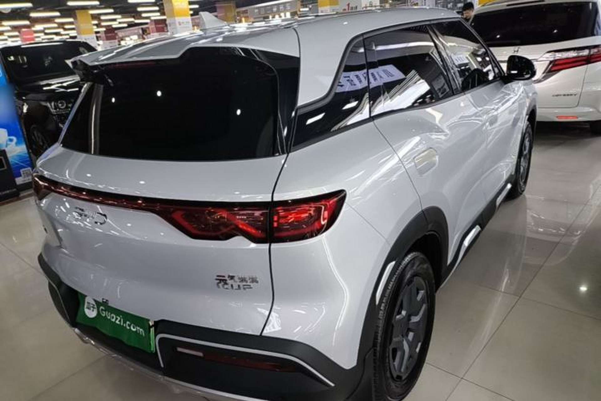 Used BYD Yuan UP 2025 Model 301KM Leading Version Rear Right 45 Deg
