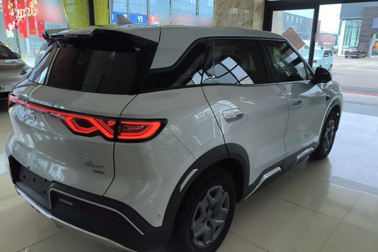 Used BYD Yuan UP 2025 Intelligent Driving Version 401 KM Dynamic Edition Rear Right 45 Deg