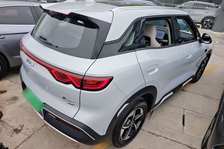 Used BYD Yuan UP 2025 Intelligent Driving Version 401 km Beyond-Range Edition Rear Right 45 Deg