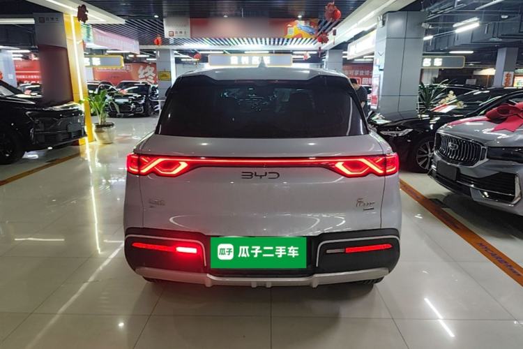 Used BYD Yuan UP 2025 Intelligent Driving Version 401 KM Dynamic Edition Rear