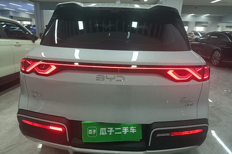 Used BYD Yuan UP 2025 Intelligent Driving Version 401 KM Dynamic Edition Rear