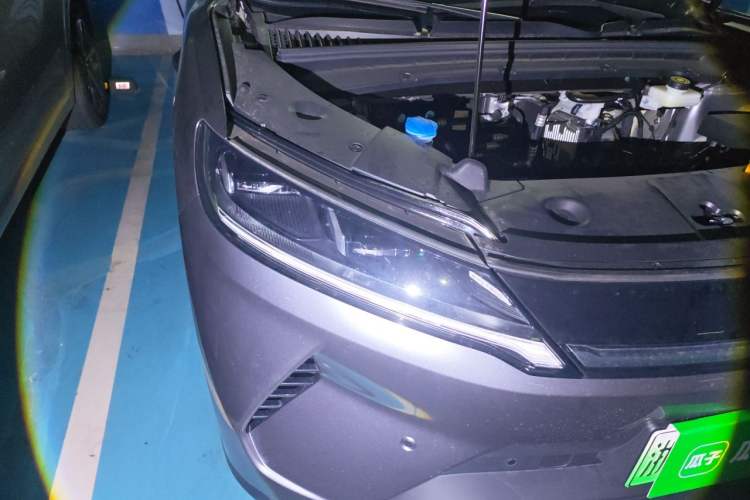 Used BYD Yuan UP 2025 Intelligent Driving Version 401 KM Dynamic Edition Right Front Headlight