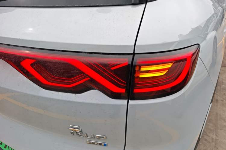 Used BYD Yuan UP 2025 Intelligent Driving Version 401 km Leading Edition Right Rear Taillight
