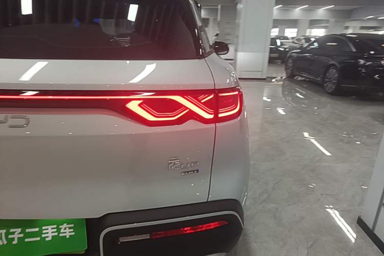 Used BYD Yuan UP 2025 Intelligent Driving Version 401 KM Dynamic Edition Right Rear Taillight