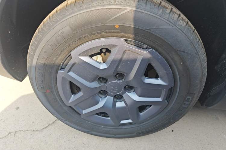 Used BYD Yuan UP 2025 Intelligent Driving Version 401 KM Dynamic Edition Right Rear Wheel Hub