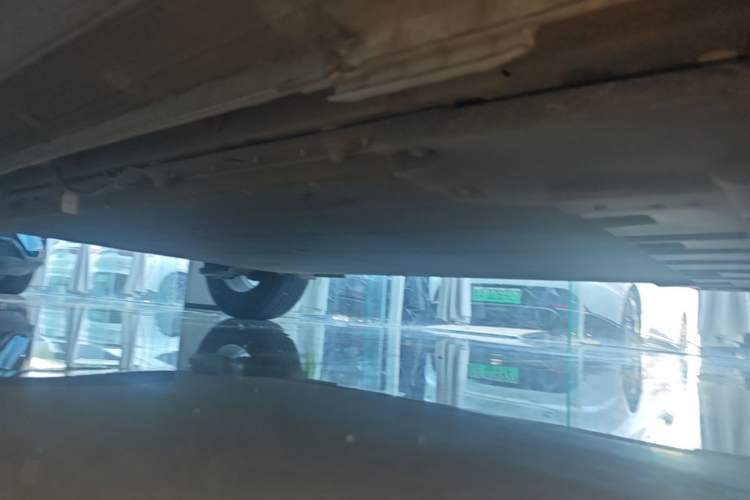 Used BYD Yuan UP 2025 Intelligent Driving Version 401 km Leading Edition Right Side Sill