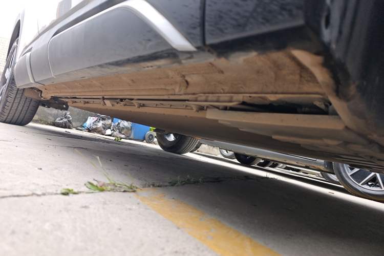 Used BYD Yuan UP 2025 Intelligent Driving Version 401 km Beyond-Range Edition Right Side Sill