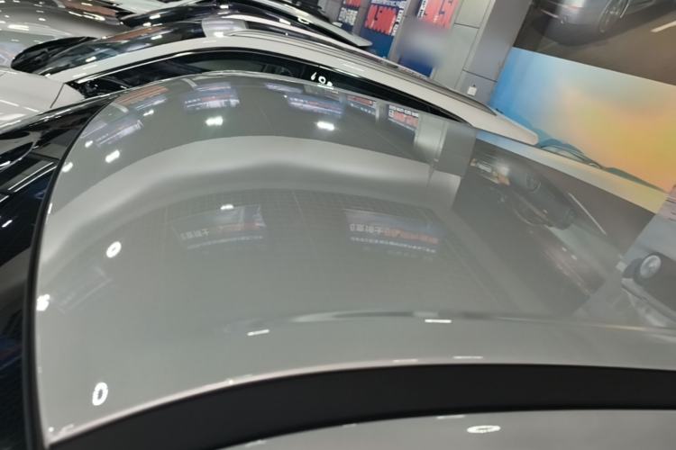 Used BYD Yuan UP 2025 Model 301KM Leading Version Roof