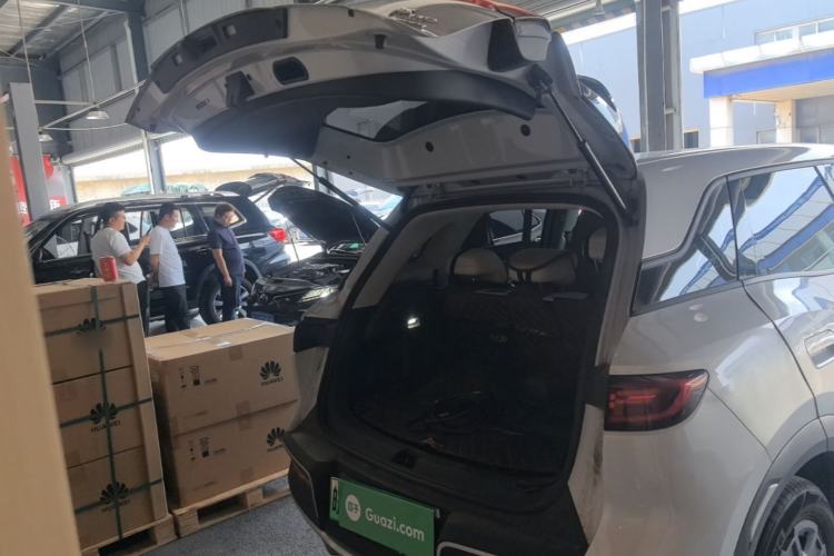 Used BYD Yuan UP 2025 Intelligent Driving Version 401 KM Dynamic Edition Trunk
