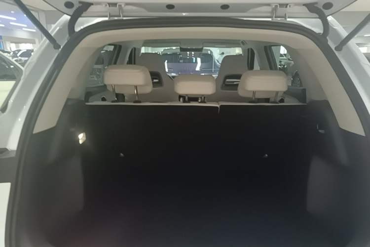 Used BYD Yuan UP 2025 Intelligent Driving Version 401 KM Dynamic Edition Trunk