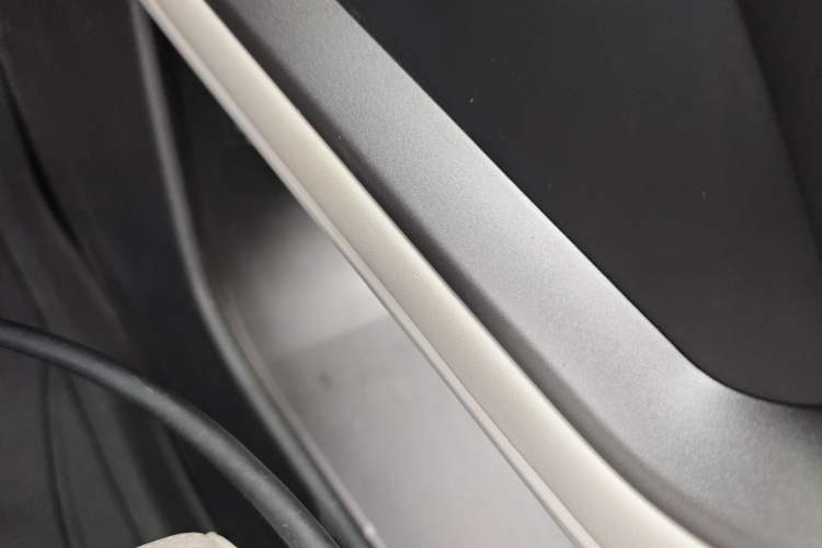 Used BYD Yuan UP 2025 Intelligent Driving Version 401 km Beyond-Range Edition Vehicle Key