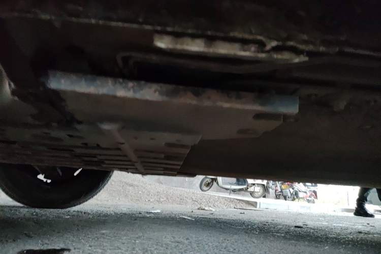 Used BYD Yuan UP 2025 Intelligent Driving Version 401 KM Dynamic Edition Chassis Front Left