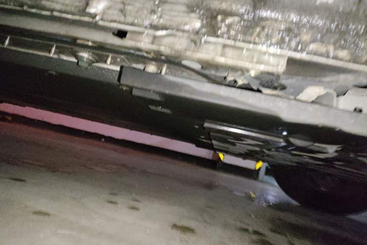 Used BYD Yuan UP 2025 Intelligent Driving Version 401 KM Dynamic Edition Chassis Front Right