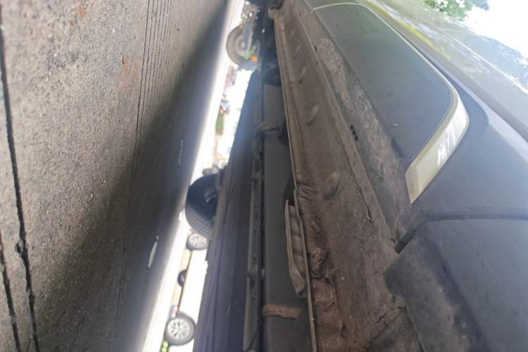 Used BYD Yuan UP 2025 Model 301KM Leading Version Chassis Front Right