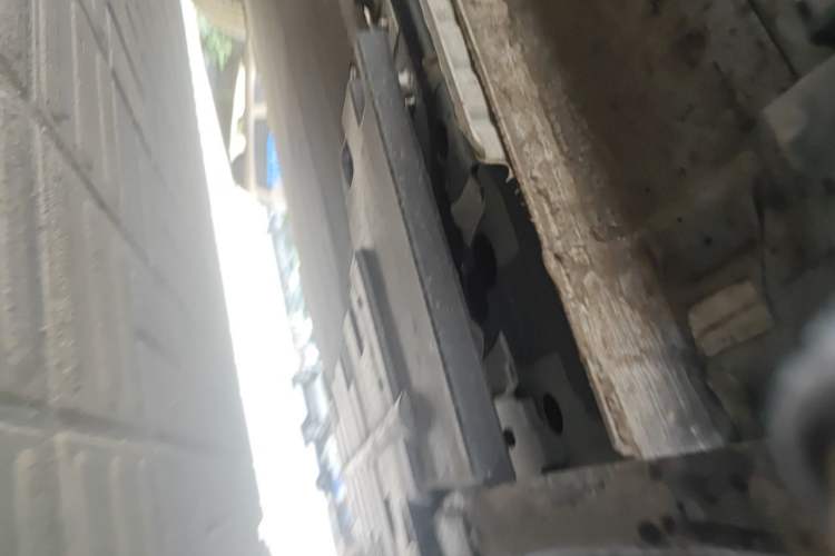 Used BYD Yuan UP 2025 Intelligent Driving Version 401 KM Dynamic Edition Chassis Front Right
