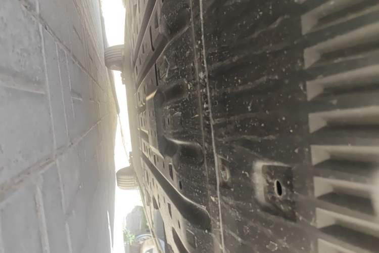 Used BYD Yuan UP 2025 Intelligent Driving Version 401 KM Dynamic Edition Chassis Front