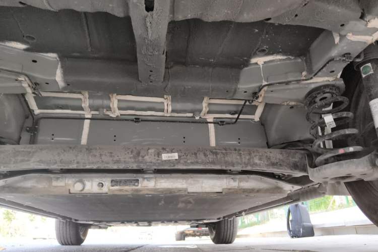 Used BYD Yuan UP 2025 Intelligent Driving Version 401 KM Dynamic Edition Chassis Rear