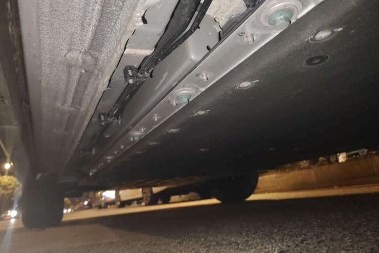 Used BYD Yuan UP 2025 Intelligent Driving Version 401 KM Dynamic Edition Chassis Rear Left