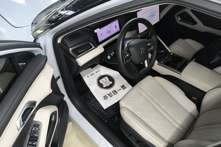 Used BYD Yuan UP 2025 Intelligent Driving Version 401 km Leading Edition Driver Seat