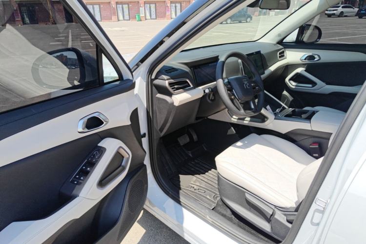 Used BYD Yuan UP 2025 Model 301KM Leading Version Driver Seat