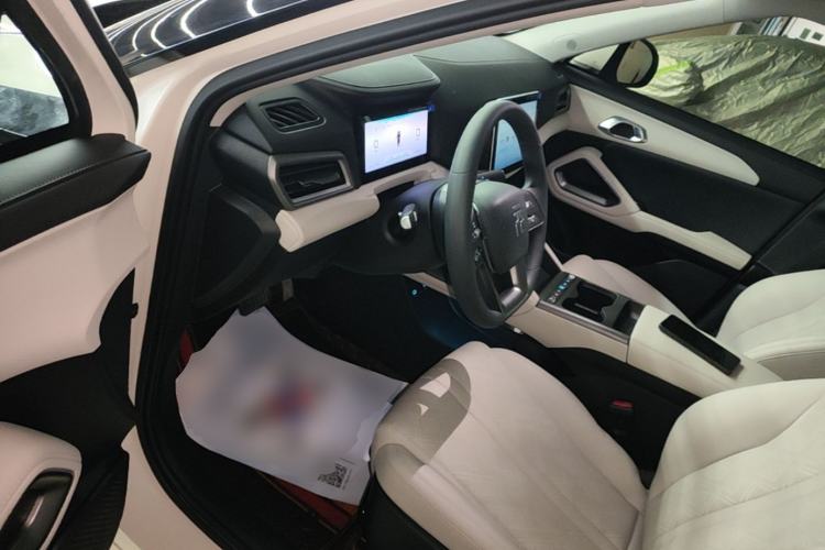 Used BYD Yuan UP 2025 Model 301KM Leading Version Driver Seat