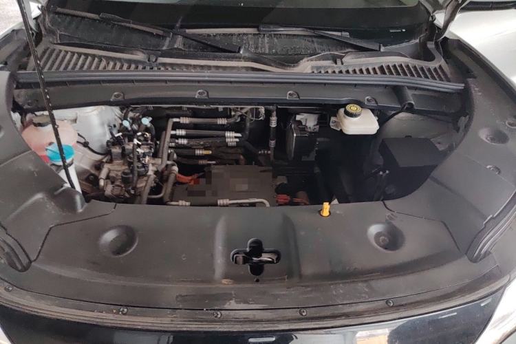 Used BYD Yuan UP 2025 Intelligent Driving Version 401 KM Dynamic Edition Engine Bay