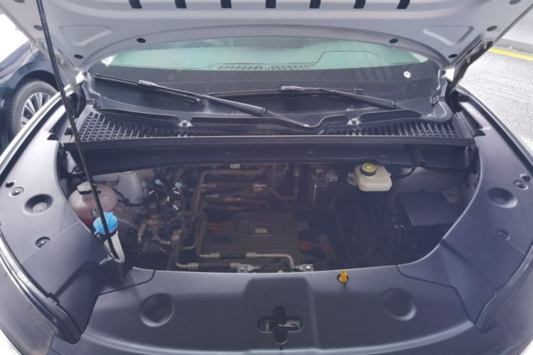 Used BYD Yuan UP 2025 Intelligent Driving Version 401 KM Dynamic Edition Engine Bay