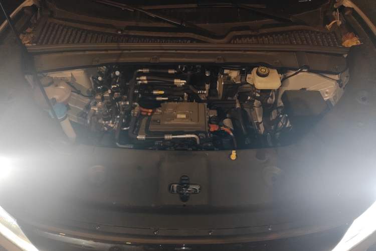 Used BYD Yuan UP 2025 Intelligent Driving Version 401 KM Dynamic Edition Engine Bay