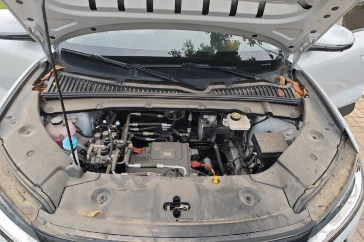 Used BYD Yuan UP 2025 Intelligent Driving Version 401 KM Dynamic Edition Engine Bay