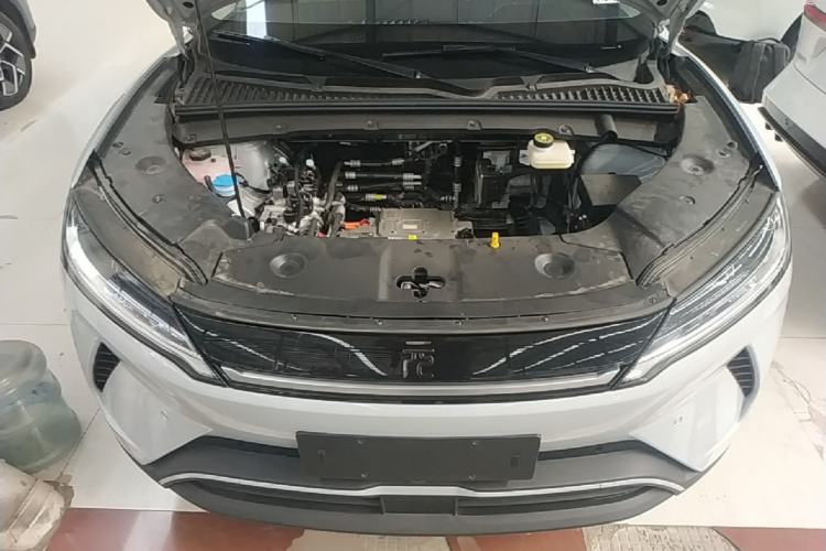 Used BYD Yuan UP 2025 Intelligent Driving Version 401 km Leading Edition Engine Bay