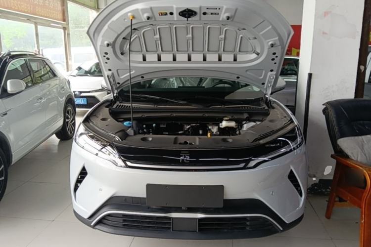 Used BYD Yuan UP 2025 Intelligent Driving Version 401 KM Dynamic Edition Engine Bay