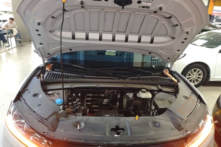 Used BYD Yuan UP 2025 Intelligent Driving Version 401 km Leading Edition Engine Bay