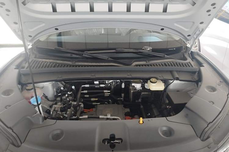 Used BYD Yuan UP 2025 Model 301KM Leading Version Engine Bay