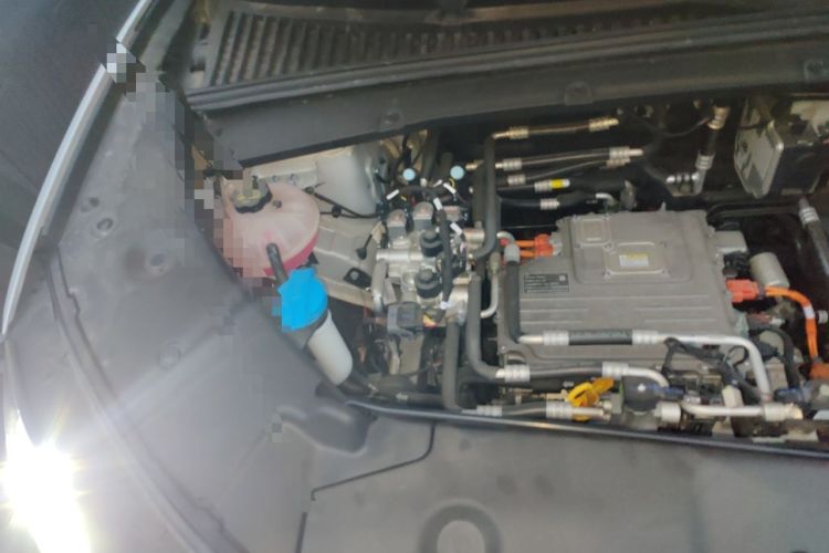 Used BYD Yuan UP 2025 Model 301KM Leading Version Engine Bay Right