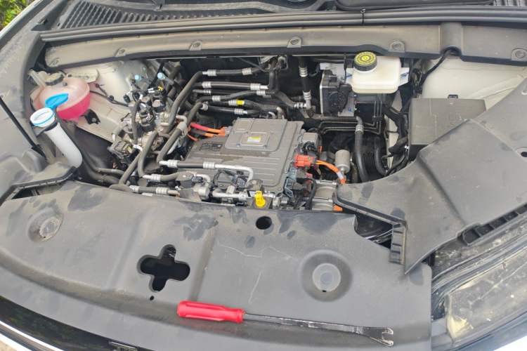 Used BYD Yuan UP 2025 Model 301KM Leading Version Engine Bay