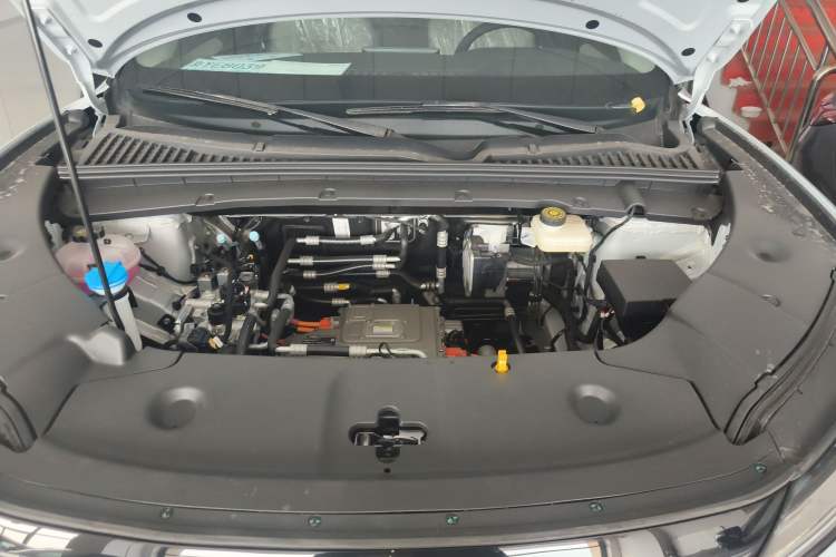 Used BYD Yuan UP 2025 Model 301KM Leading Version Engine Bay
