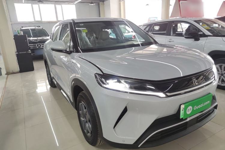 Used BYD Yuan UP 2025 Model 301KM Leading Version Exterior 1