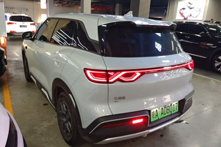 Used BYD Yuan UP 2025 Intelligent Driving Version 401 km Leading Edition Exterior 2