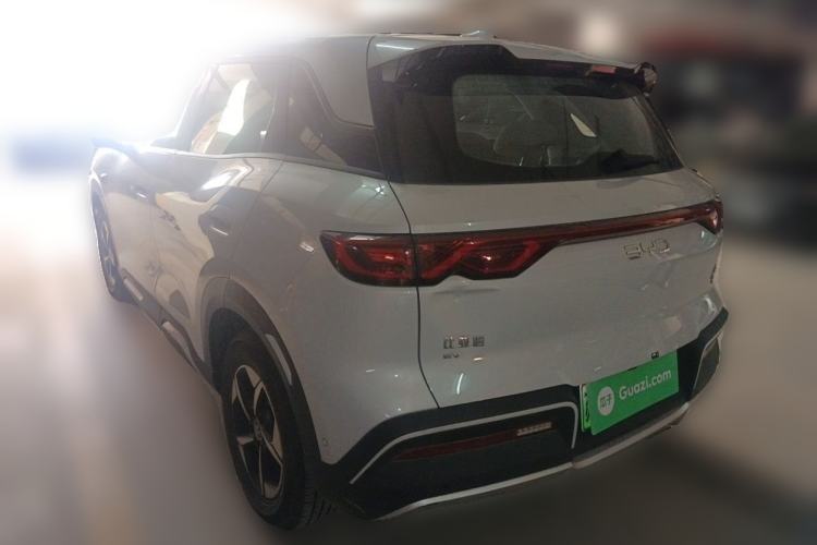 Used BYD Yuan UP 2025 Intelligent Driving Version 401 km Leading Edition Exterior 3