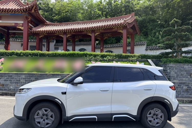 Used BYD Yuan UP 2025 Intelligent Driving Version 401 KM Dynamic Edition Exterior 5