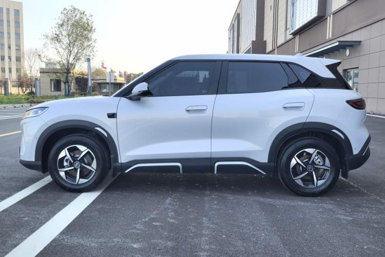 Used BYD Yuan UP 2025 Intelligent Driving Version 401 km Leading Edition Exterior 7