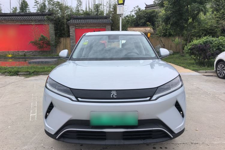 Used BYD Yuan UP 2025 Model 301KM Leading Version Exterior 9
