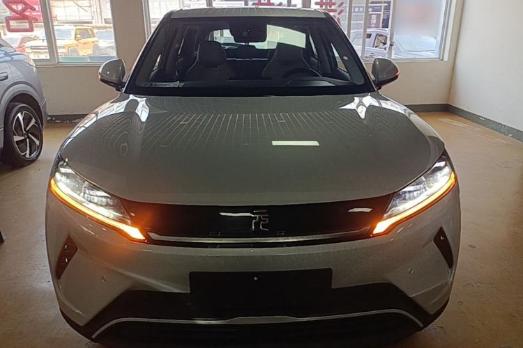 Used BYD Yuan UP 2025 Intelligent Driving Version 401 KM Dynamic Edition Front