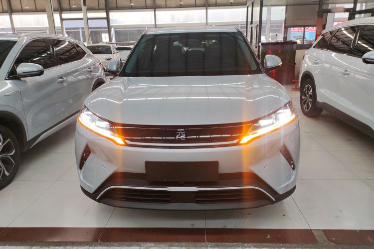 Used BYD Yuan UP 2025 Intelligent Driving Version 401 km Leading Edition Front