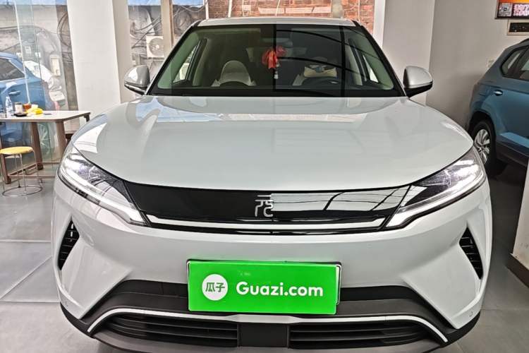 Used BYD Yuan UP 2025 Model 301KM Leading Version Front