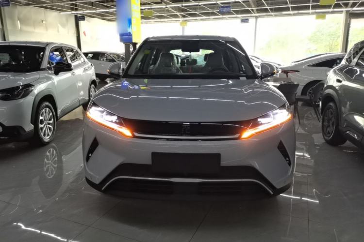 Used BYD Yuan UP 2025 Model 301KM Leading Version Front