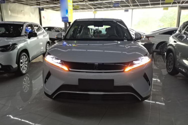 Used BYD Yuan UP 2025 Model 301KM Leading Version Front