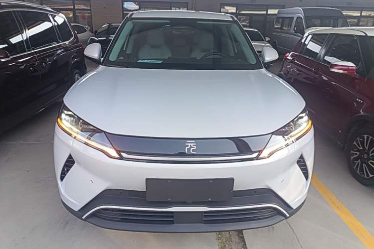 Used BYD Yuan UP 2025 Intelligent Driving Version 401 km Leading Edition Front