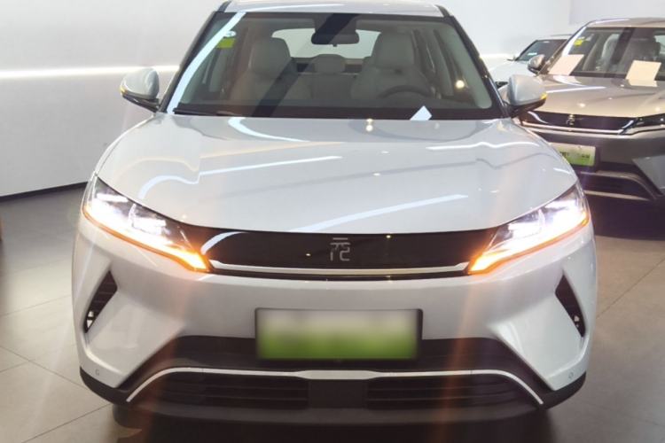 Used BYD Yuan UP 2025 Model 301KM Leading Version Front