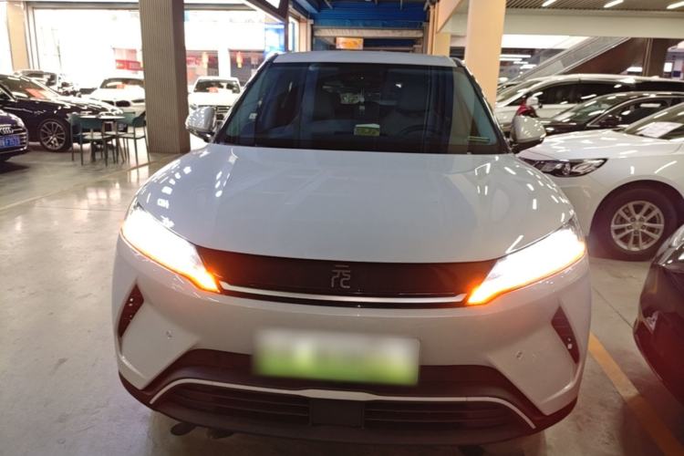 Used BYD Yuan UP 2025 Intelligent Driving Version 401 km Leading Edition Front